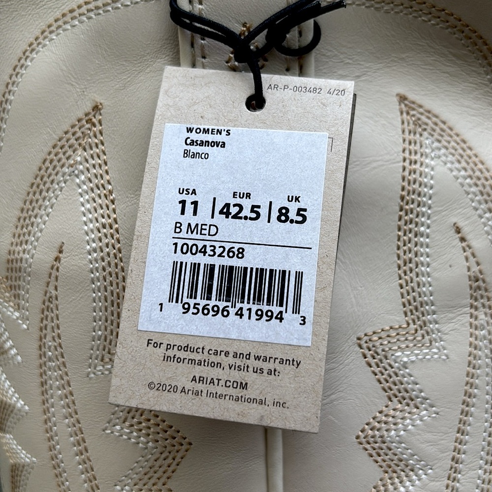 Ariat Women’s Casanova Blanco White Boots - Picture 7 of 9